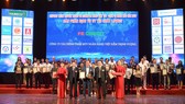 FE CREDIT lọt vào Top 10 Hàng Việt tốt vì quyền lợi người tiêu dùng 2019