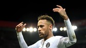 Neymar lại dính chấn thương