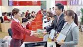 HDBank dành 5.000 tỷ đồng tài trợ chuỗi kinh doanh xăng dầu Petrolimex/PVOIL HDBank dành 5.000 tỷ đồng tài trợ chuỗi kinh doanh xăng dầu Petrolimex/PVOIL