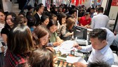 Giá vàng SJC biến động trái chiều, tỷ giá trung tâm giảm 3 đồng Giá vàng SJC biến động trái chiều, tỷ giá trung tâm giảm 3 đồng