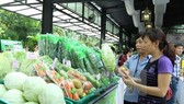 Hà Nội liên kết các địa phương đưa nông sản sạch vào chuỗi bán lẻ Hà Nội liên kết các địa phương đưa nông sản sạch vào chuỗi bán lẻ