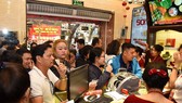 'Soi' nguyên nhân khiến giá vàng trong nước tăng phi mã 'Soi' nguyên nhân khiến giá vàng trong nước tăng phi mã