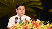 Chủ tịch UBND TPHCM Nguyễn Thành Phong phát biểu tại kỳ họp, chiều 6-12-2018. Ảnh: VIỆT DŨNG