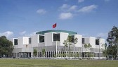 Nhà Quốc hội tọa lạc trên đường Độc Lập, quận Ba Đình, thành phố Hà Nội