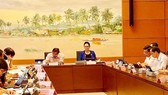 Tại phiên họp tổ ĐBQH sáng 22-5, Chủ tịch Quốc hội Nguyễn Thị Kim Ngân bày tỏ lo lắng sâu sắc về dịch tả heo châu Phi cùng nhiều tác động tiêu cực khác đến ngành nông nghiệp
