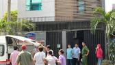 Công an có mặt ở hiện trường. Ảnh: CHÍ THẠCH