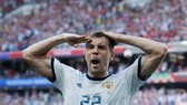 Artem Dzyuba là cầu thủ xuất sắc nhất nước Nga