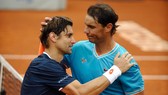 Nadal tạm biệt người bạn cũ Ferrer