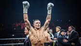 Quyền thủ Ukraine Usyk đã "phi thăng hạng nặng"