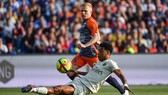 Thua Montpellier, PSG tan mộng phá kỷ lục