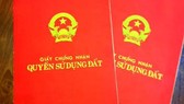 Bắt nguyên cán bộ Phòng TN-MT làm giả sổ đỏ vay gần 1 tỷ đồng