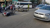 Xe máy tông liên hoàn, 5 người thương vong