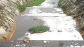 Nước thải kênh Ba Bò vẫn còn nhiều chỉ tiêu vượt tiêu chuẩn