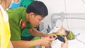 Bé trai 15 tháng tuổi tử vong bất thường ở nhà trẻ tự phát