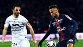 PSG - Guingamp 1-2: Neymar ghi bàn, Gbakoto và Marcus Thuram loại PSG