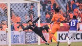 Shandong Luneng - Hà Nội 4-1: Văn Quyết mở màn, Junshuai, Pelle, Liu Binbin, Zhou Haibin thắng ngược