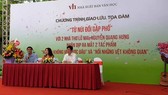 Hai cây bút văn hóa Báo Nhân dân ra mắt sách về Hà Nội