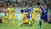 Nam Định giành được 1 điểm quý giá tại xứ Thanh. Ảnh: MINH HOÀNG