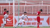 HA.GL khởi đầu bằng chiến thắng 3-0 trước đội chủ nhà. Ảnh: Dũng Phương