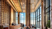Có gì bên trong khách sạn siêu sang cao nhất Đông Nam Á?