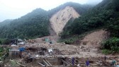 Dealing with flood consequences in Tam Duong district of Lai Chau (Photo: VNA)