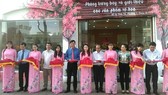 At the ribbon cutting ceremony (Photo: Sggp)