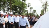 Phó Thủ tướng khảo sát các dự án giao thông trọng điểm của Hà Nội Phó Thủ tướng khảo sát các dự án giao thông trọng điểm của Hà Nội