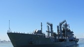 圖為韓國海軍舷號 AOE-59 “華川”驅逐艦。(圖源:Zing.vn)