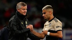 HLV Ole Gunnar Solskjaer tự tin trong chuyến du đấu tại Australia. Ảnh: Getty Images