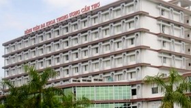 Suýt hư “của quý” vì tự ý bơm silicon