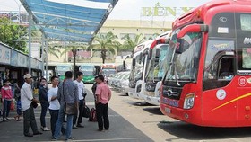 Phó Thủ tướng: Không để người dân về quê ăn tết chậm do thiếu phương tiện