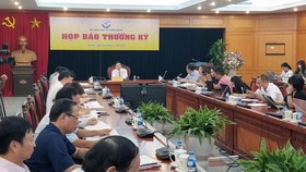 Thứ trưởng Bộ Khoa học và Công nghệ Bùi Thế Duy chủ trì cuộc họp báo. Ảnh: T.B.
