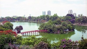 A view of Hoan Kiem Lake (Photo: VNA)