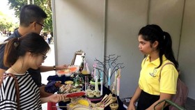 Thailand's handicraft products introduced at the Thai Festival 2018 (Source: toquoc.vn)