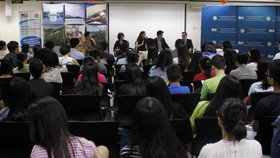 Vietnamese students contribute $881,000,000 to U.S. economy