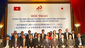 Participants in the workshop on November 29 pose for a photo (Photo: VNA)