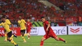 Nguyen Anh Duc scored one more goal to double Vietnam’s advantage in the match with Malaysia on November 16. (Photo: VNA)