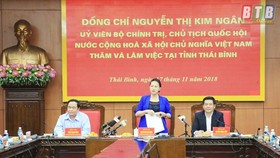 National Assembly Chairwoman Nguyen Thi Kim Ngan speaks in the working (Photo: Thai Binh Newspaper)