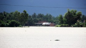 Serious flooding isolates some places