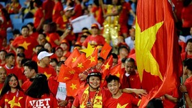 VNA increases 14 flights for football fans in return leg final of AFF Cup