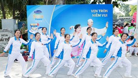 Các Bác Người Cao Tuổi hào hứng tham gia các hoạt động trong chương trình