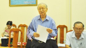 Xây dựng động lực phục vụ nhân dân để rèn luyện đảng viên