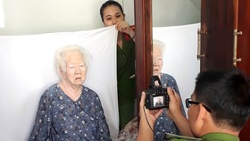 Hết lòng với Mẹ