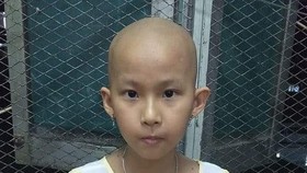Nhà nghèo, hai cha con bị bệnh hiểm