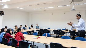 Chật vật với chuẩn đầu ra tiếng Anh