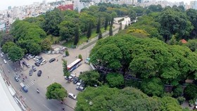 Một góc mảng xanh tại Công viên Lê Văn Tám, TPHCM. Ảnh: CAO THĂNG