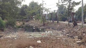 Rạch Ông Đồ nghẽn dòng