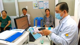 Giảm họp, dành thời gian cho bệnh nhân