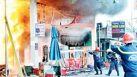 Nỗi lo lớn sau đám cháy nhỏ