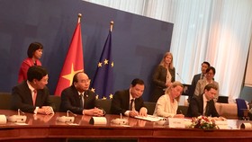 Việt Nam và Liên minh châu Âu (EU) đã ký Hiệp định đối tác tự nguyện về thực thi luật lâm nghiệp, quản trị rừng và thương mại lâm sản (viết tắt là VPA/FLEGT).
